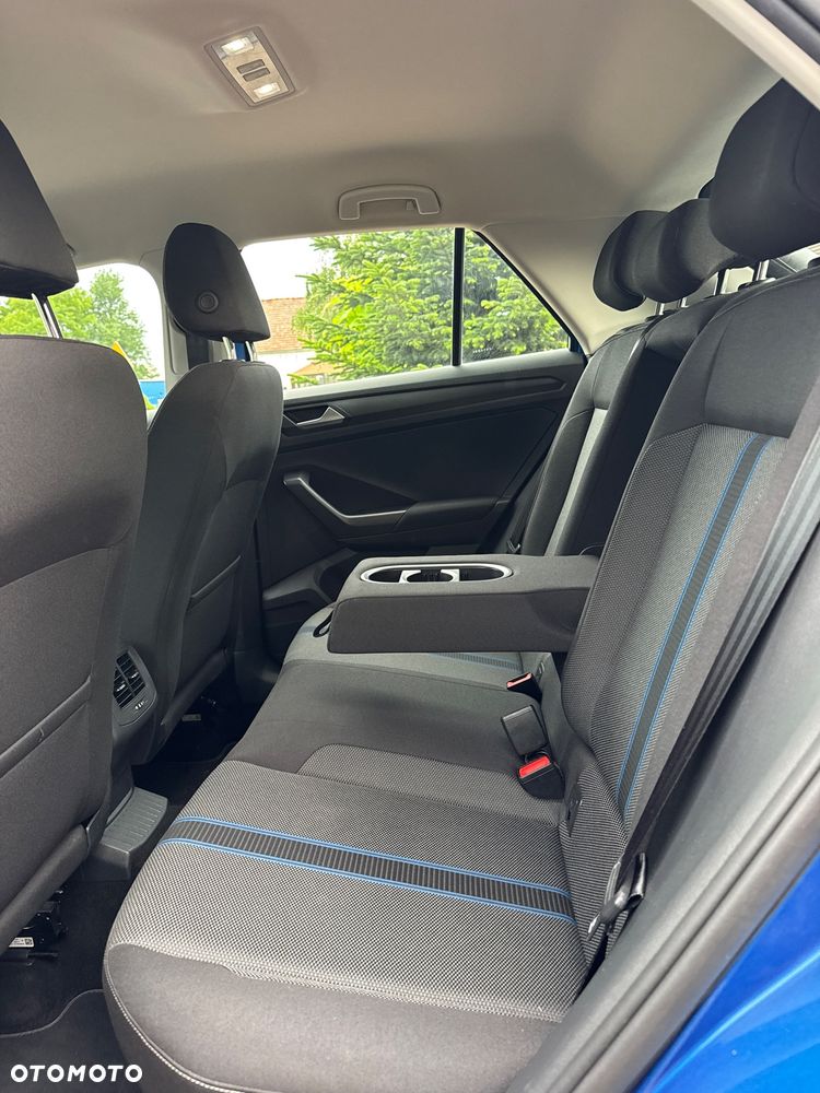 Volkswagen T-Roc 2.0 TDI SCR DSG Sport - 17