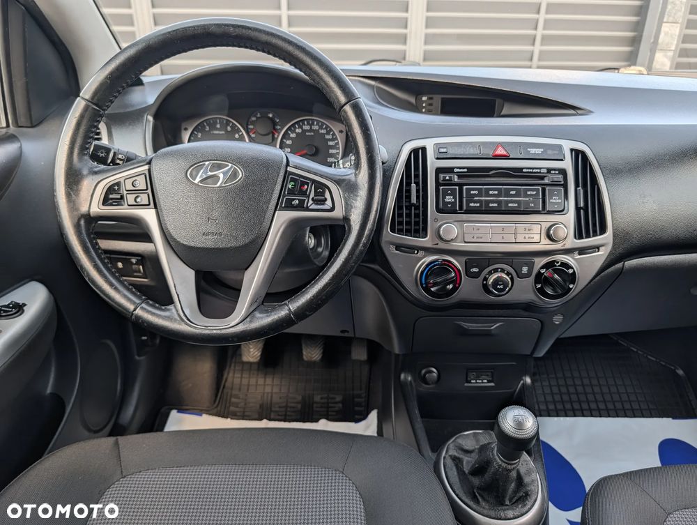 Hyundai i20 1.25 Comfort - 20