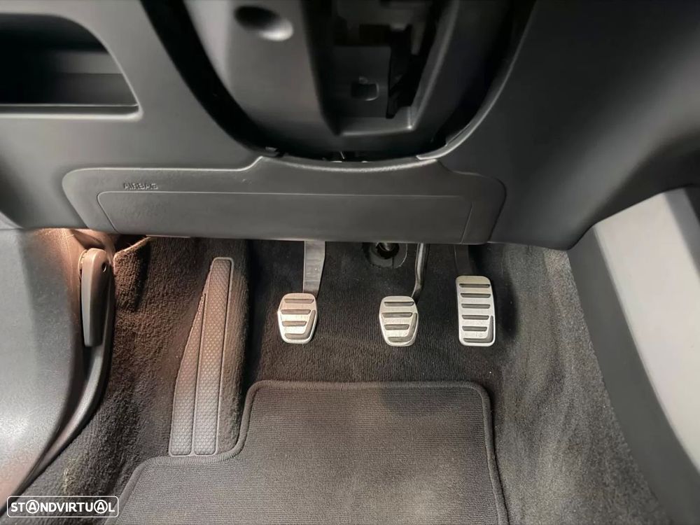 Volvo V40 D2 Momentum - 17