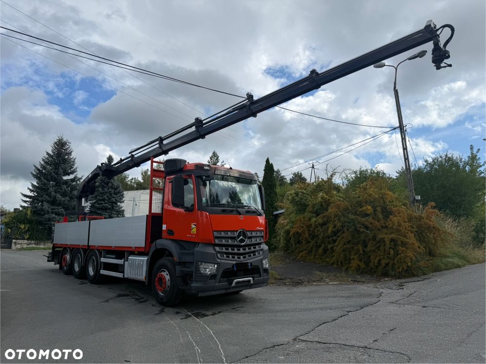 Mercedes-Benz AROCS 3240 *TRIDEM *HIAB X-HIPRO 192 E-5+RADIO* 7.5m PAKA Z BURTAMI* 8x4* KOŁA 90%* KAMERA* ROTATOR+WIDŁY* Z FRANCJI* - 2