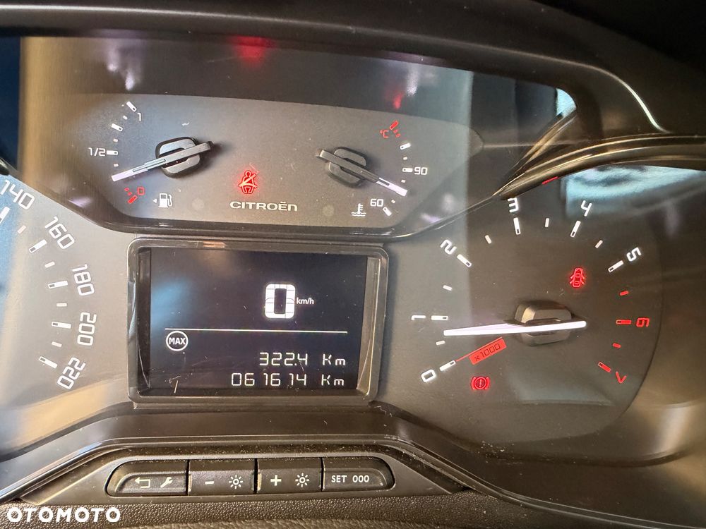 Citroën C3 1.2 PureTech Shine - 17