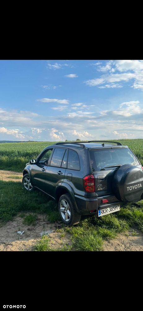 Toyota RAV4 - 2