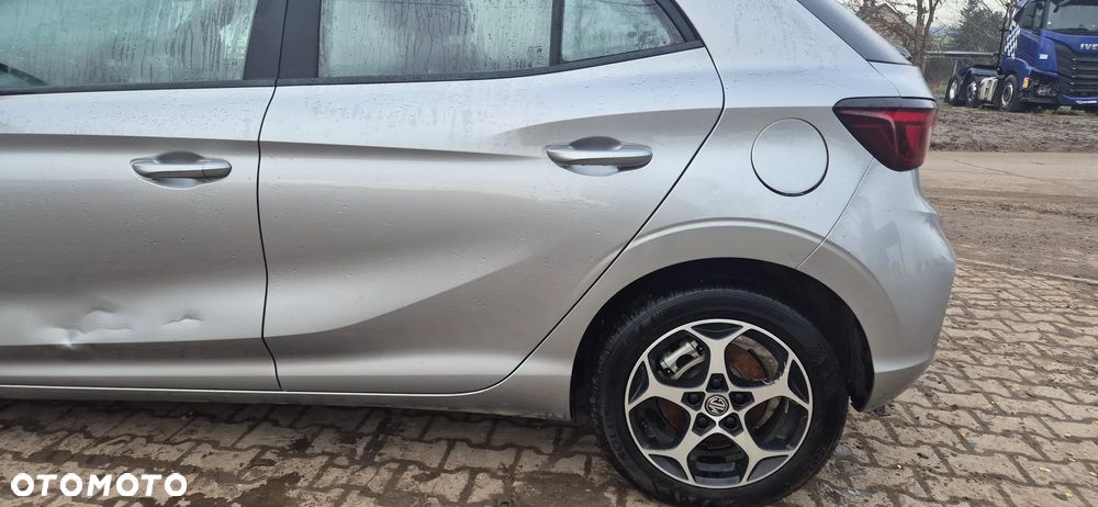 MG MG3 1.5 HEV+ Exclusive - 17