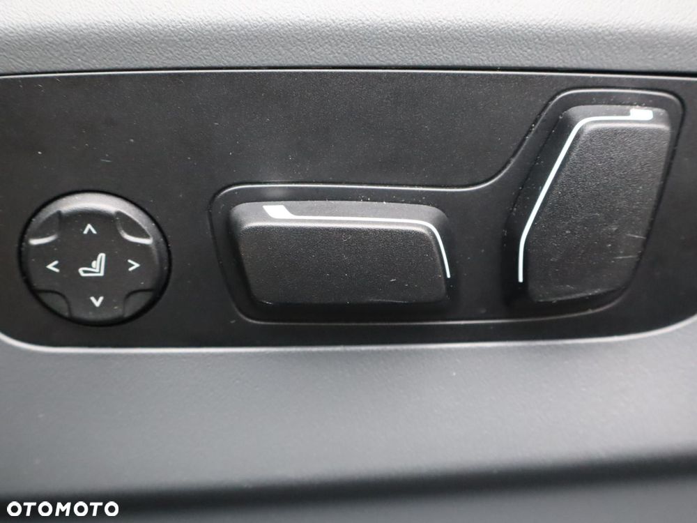 BMW Seria 5 - 16