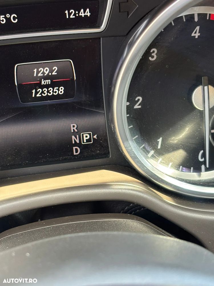 Mercedes-Benz ML 350 BlueTEC 4MATIC Aut - 9