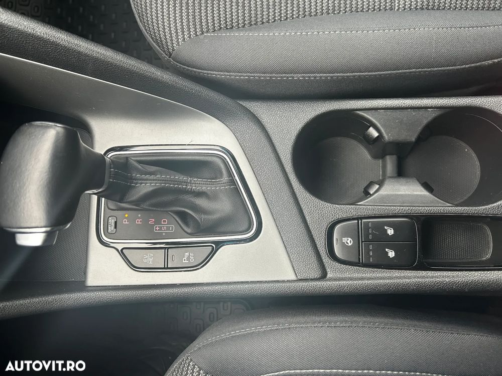 Kia Niro 1.6 GDI PHEV 2WD Aut. Vision - 25