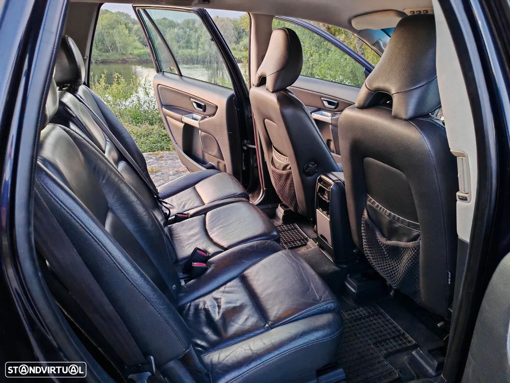 Volvo XC 90 2.4 D5 7L Nivel 3 Auto. - 8