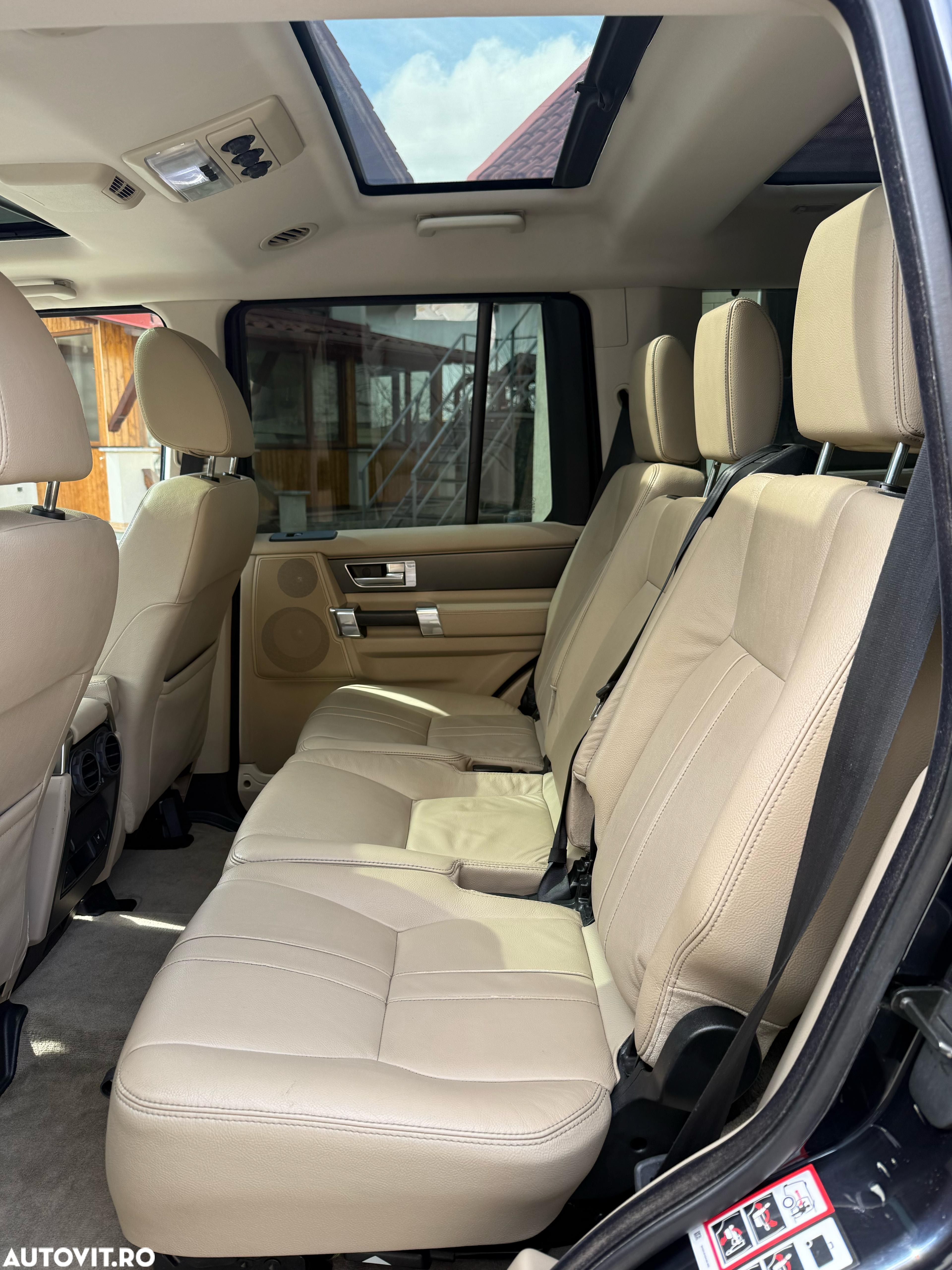 Land Rover Discovery 3.0 TD HSE Aut. - 16