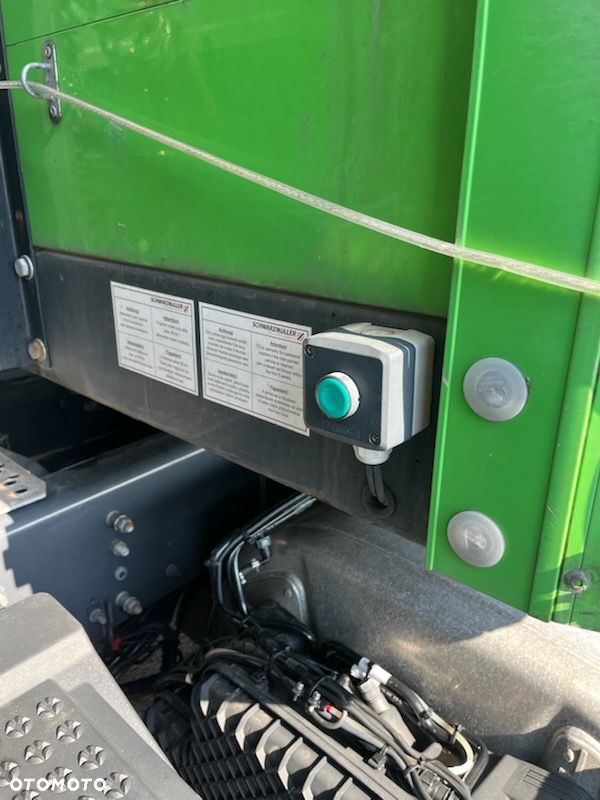 Schwarzmuller S1 - 8