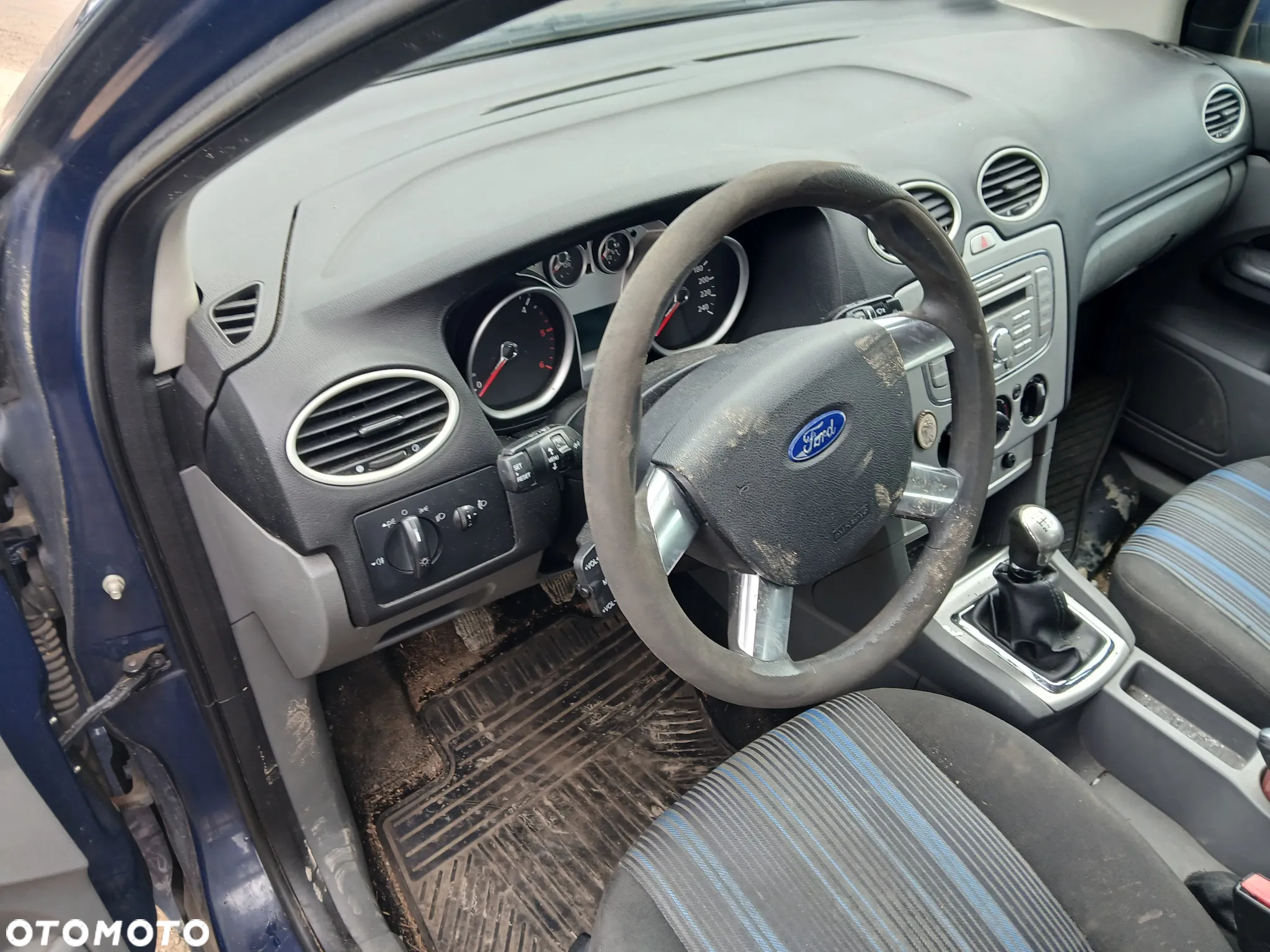 ford focus MK2 LIFT kombi fotel fotele kanapa deska kokpit podsufitka boczek boczki klamka - 3
