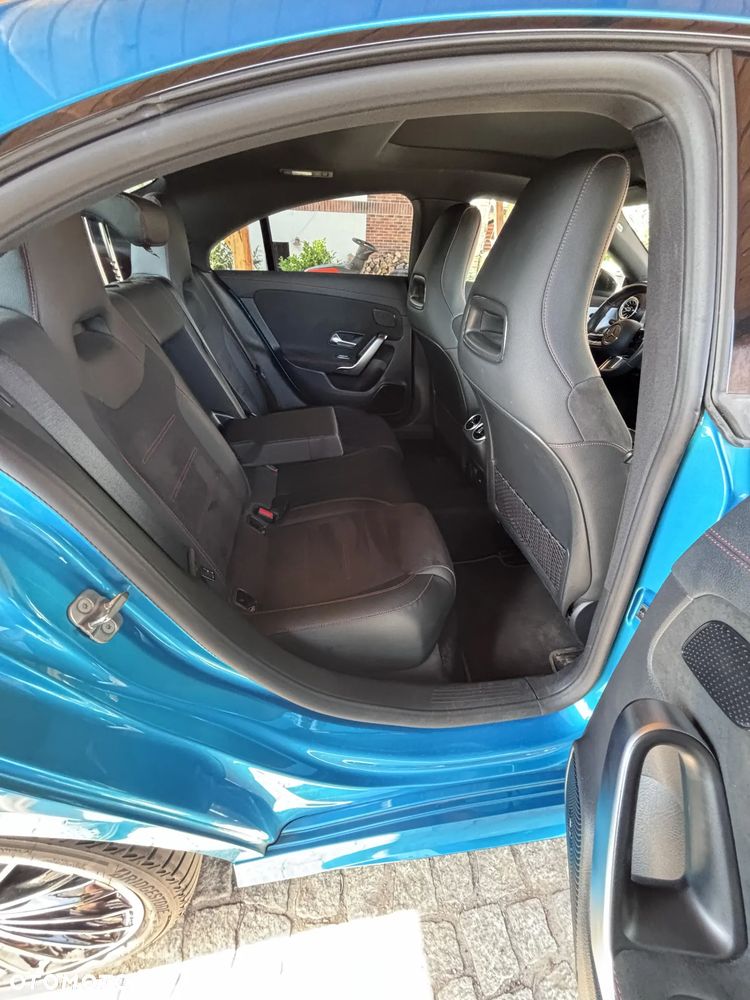 Mercedes-Benz CLA 220 mHEV 4-Matic AMG Line 8G-DCT - 5