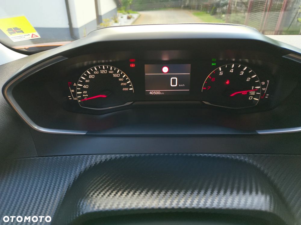 Peugeot 2008 PureTech 100 Style - 34