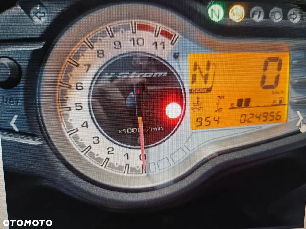 Suzuki V-STROM - 3