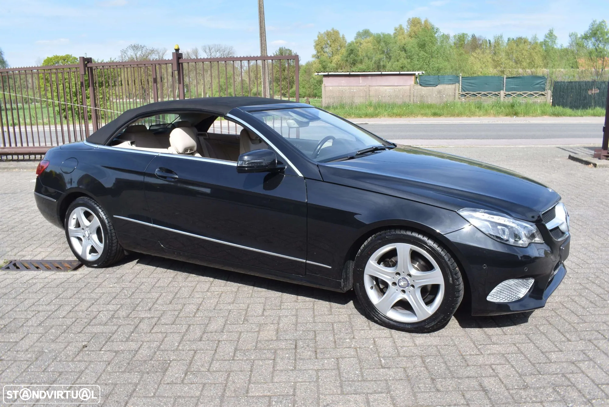 Mercedes-Benz E 220 CDi Avantgarde BlueEfficiency Auto - 11