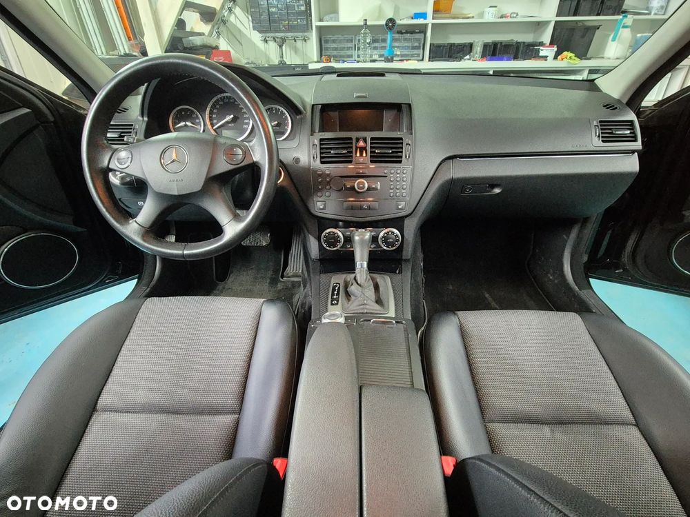Mercedes-Benz Klasa C 180 Kompressor Automatik Elegance - 13