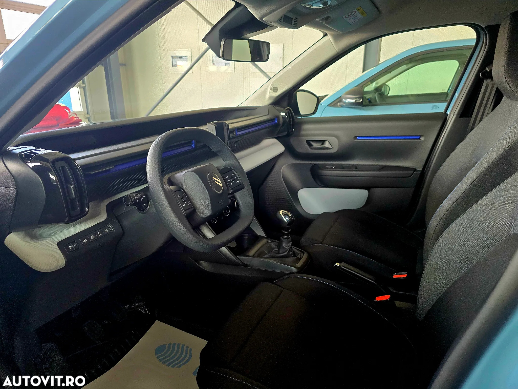 Citroën C3 1.2 PureTech 100 S&S BVM6 YOU! - 9