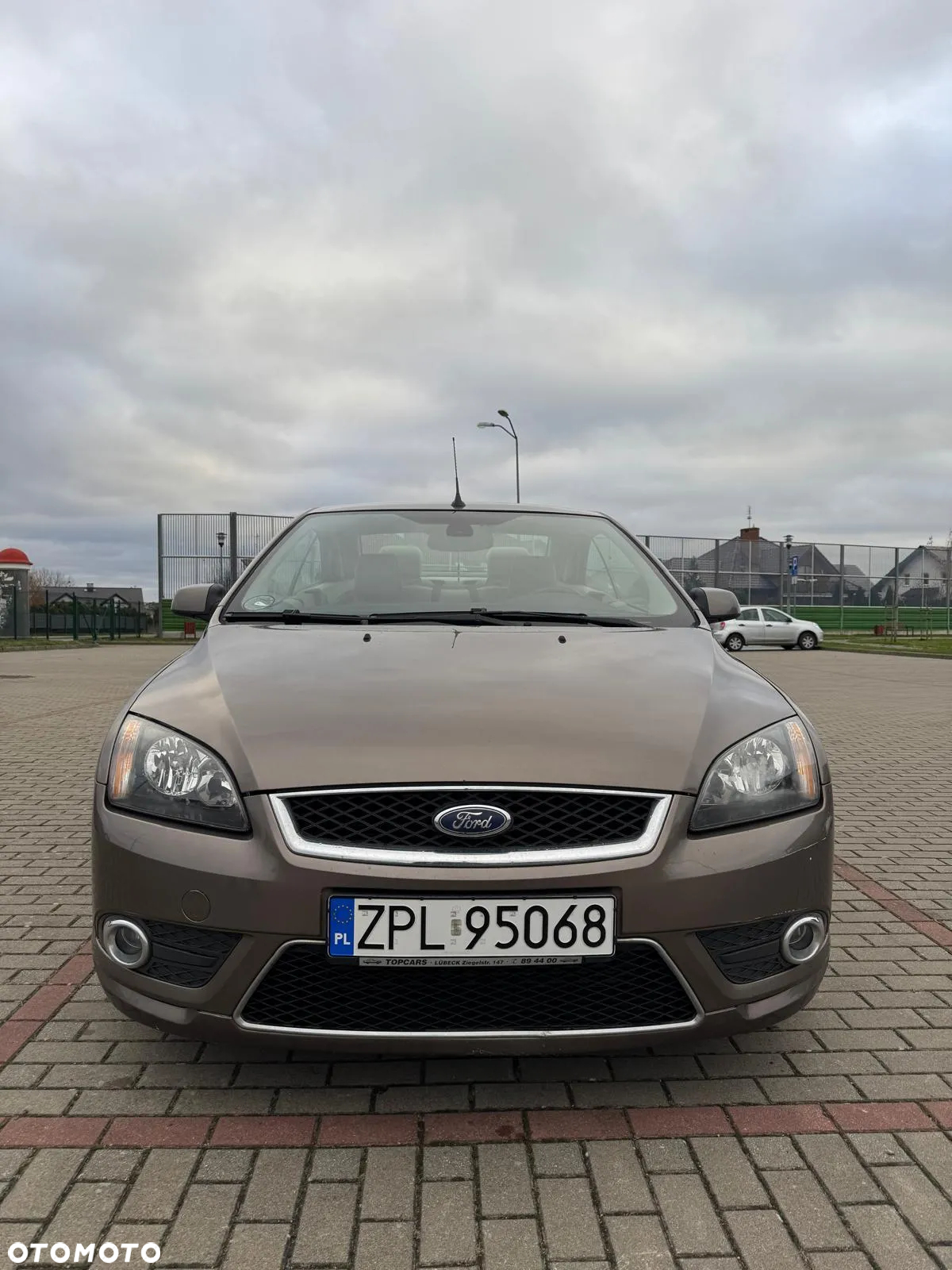 Ford Focus Coupe-Cabriolet 2.0 TDCi DPF Titanium - 2