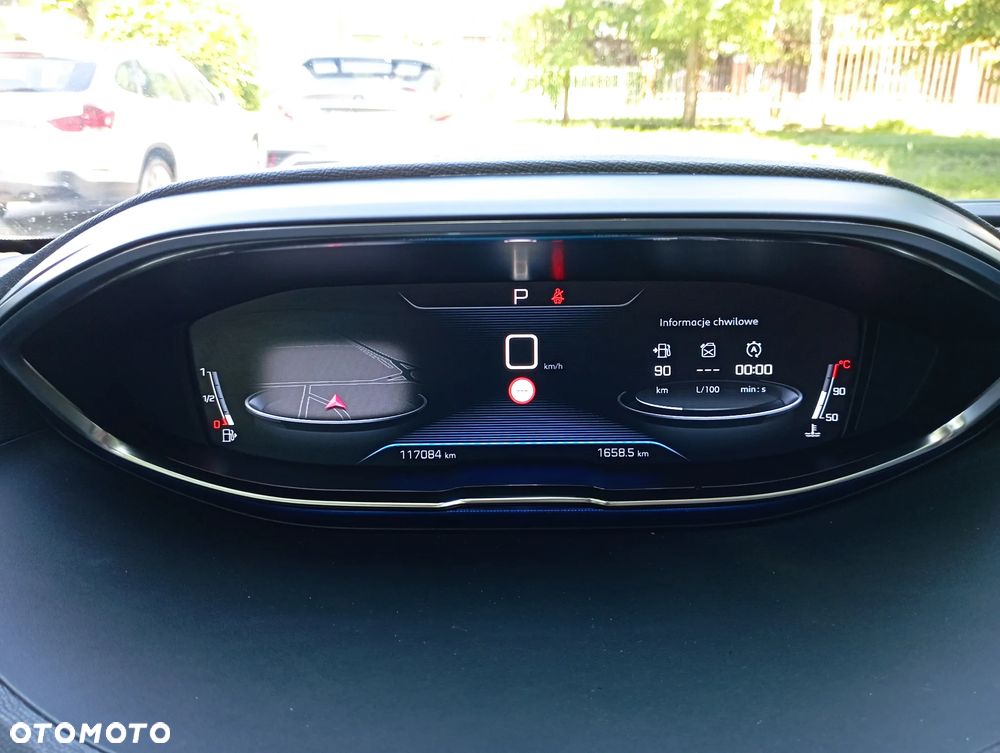 Peugeot 5008 1.6 PureTech Allure S&S EAT8 - 16