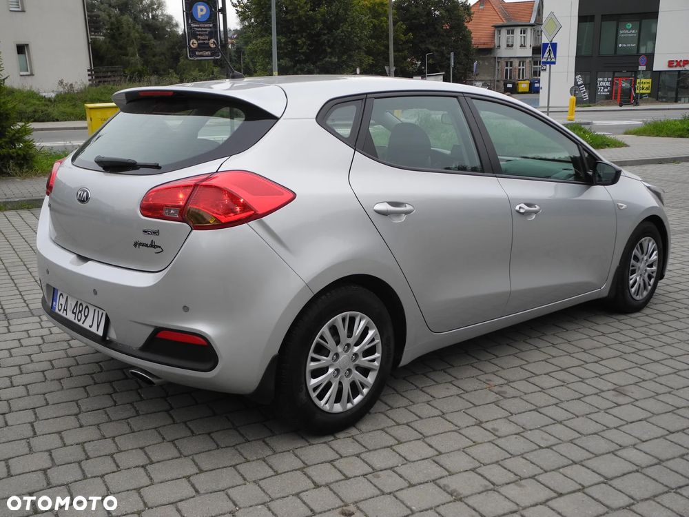 Kia Ceed - 5