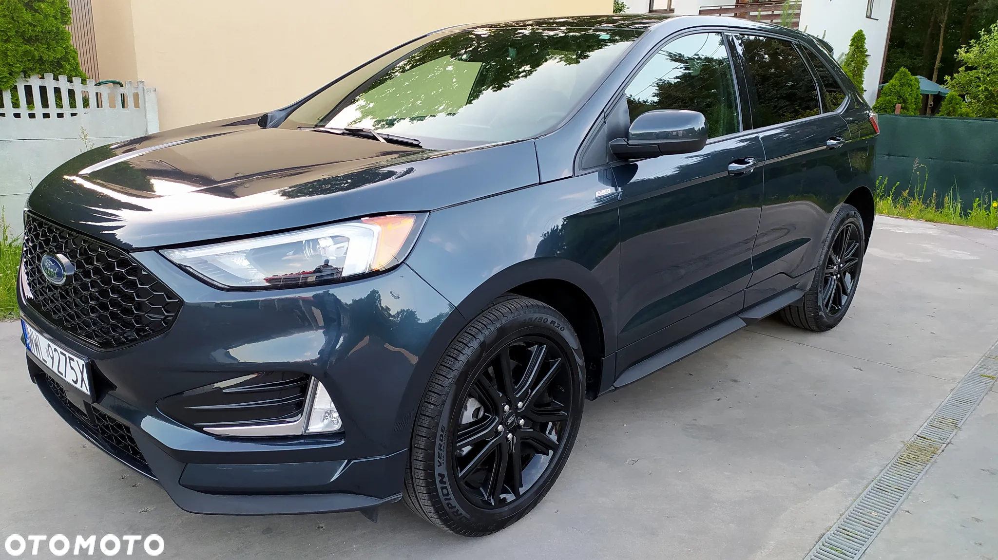 Ford Edge - 2