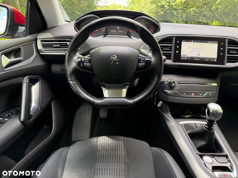 Peugeot 308 PureTech 130 GPF Stop & Start Allure Pack - 11