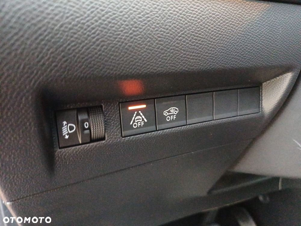 Peugeot 208 1.2 PureTech Allure Pack S&S EAT8 - 26