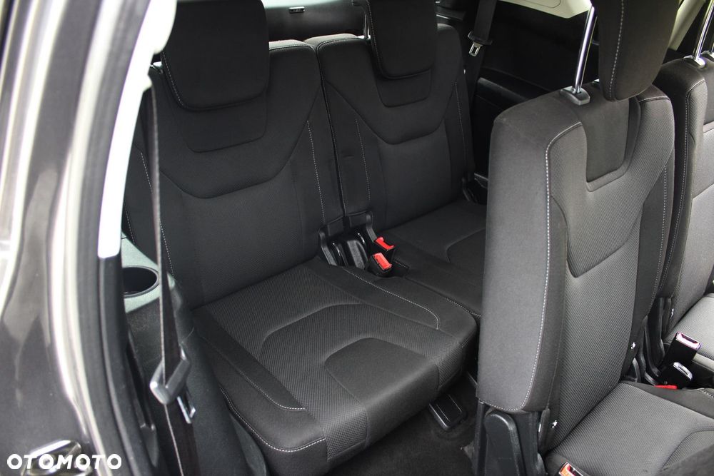 Ford S-Max 2.0 TDCi Titanium - 8