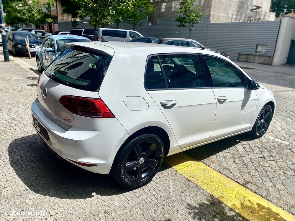 VW Golf 1.6 TDi BlueMotion Comfortline - 6