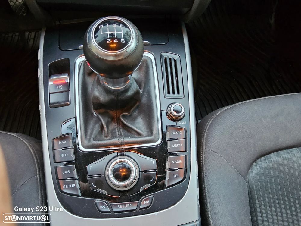 Audi A4 Avant 2.0 TDi - 17