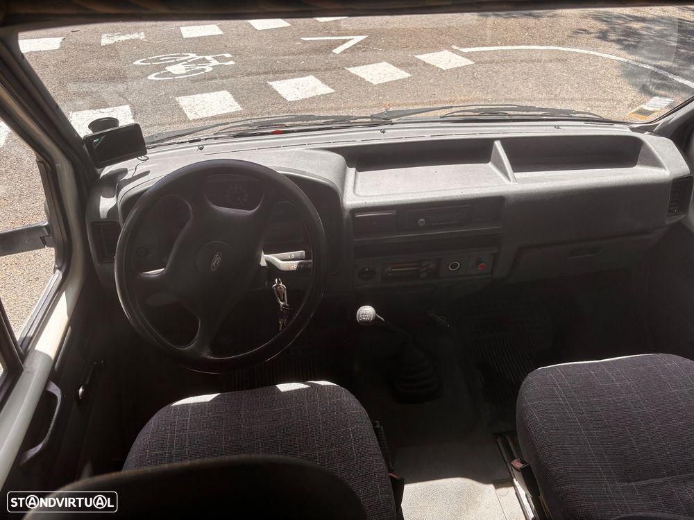 Ford Transit Challenger - 5