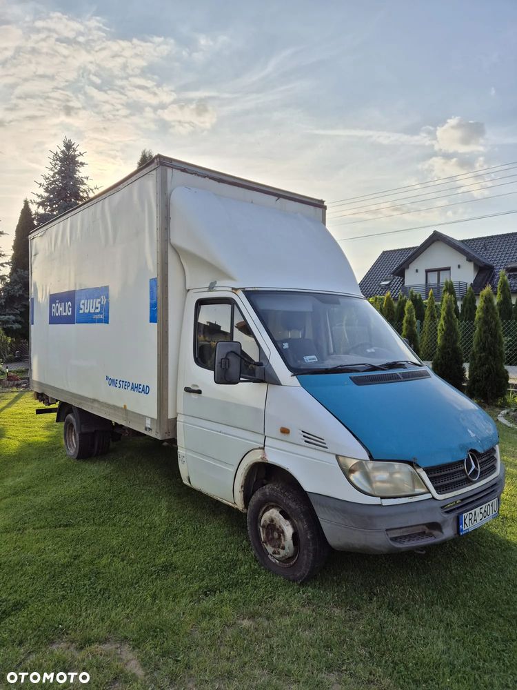 Mercedes-Benz Sprinter - 1