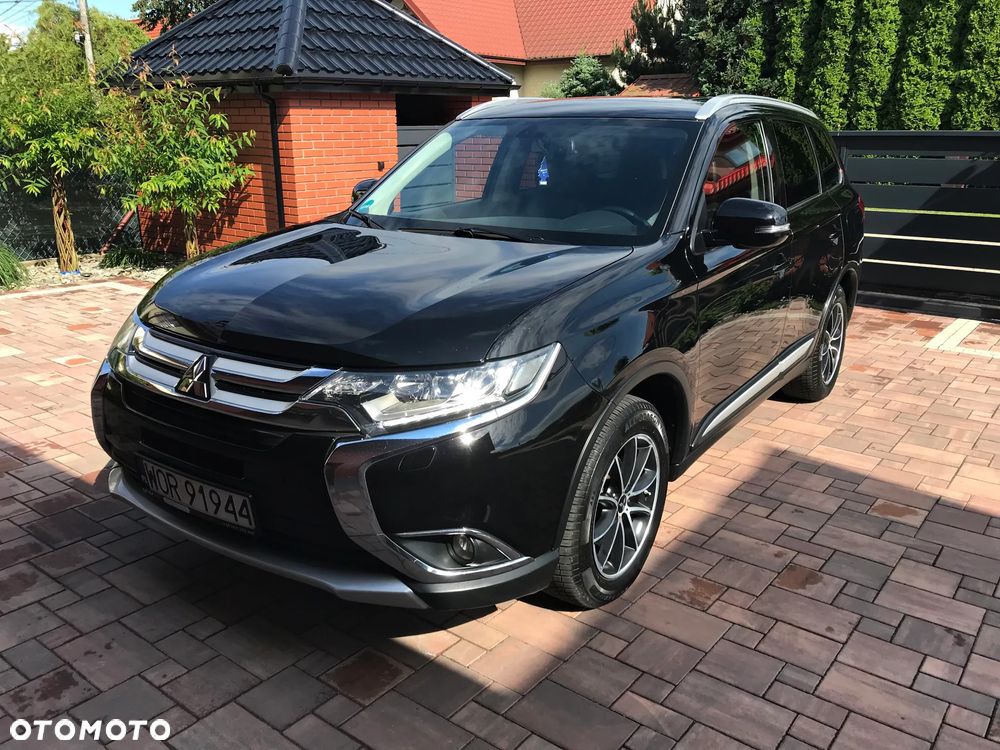 Mitsubishi Outlander 2.2 DI-D 4WD Diamant Edition - 9