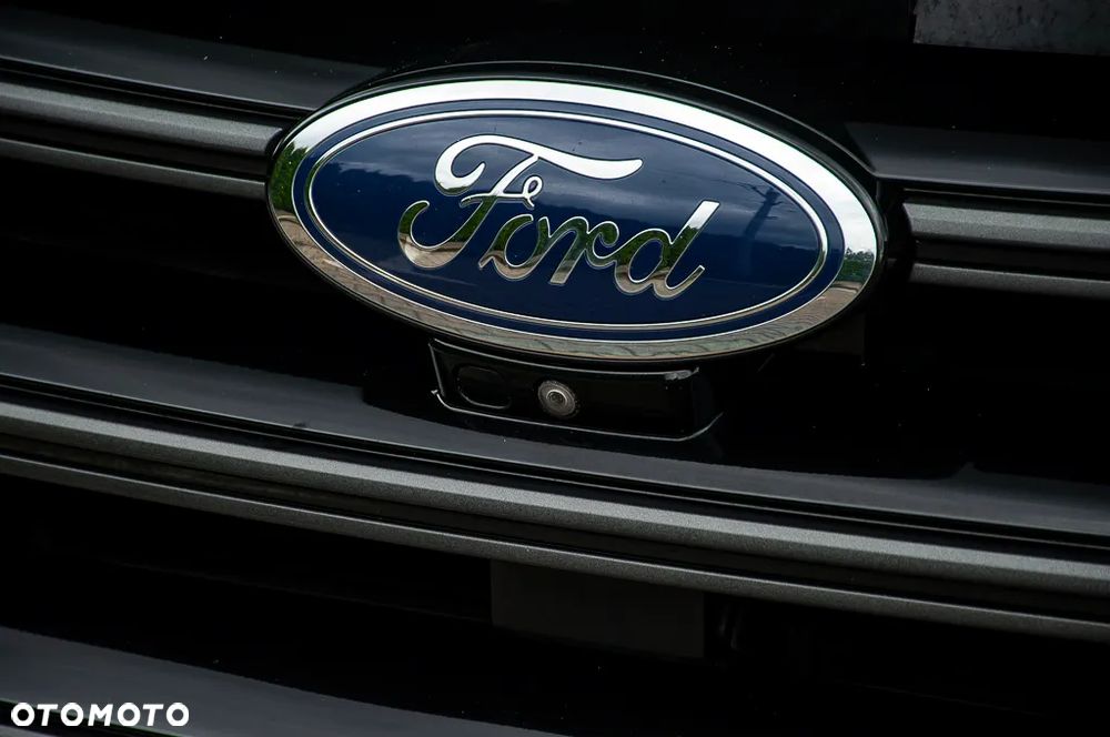 Ford Edge 2.0 TDCi Bi-Turbo 4x4 ST-LINE - 29