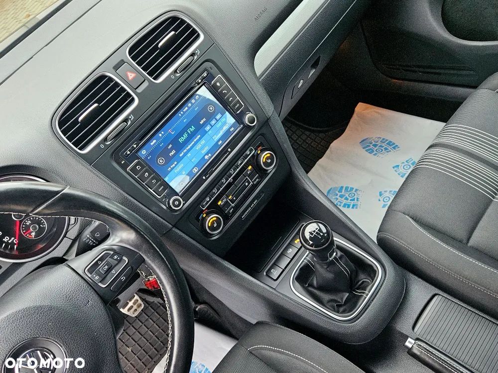 Volkswagen Golf - 18