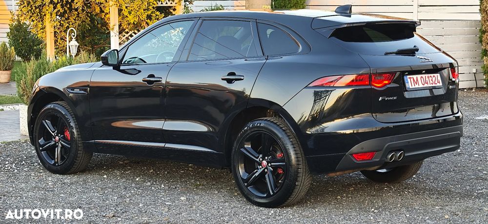 Jaguar F-Pace - 4