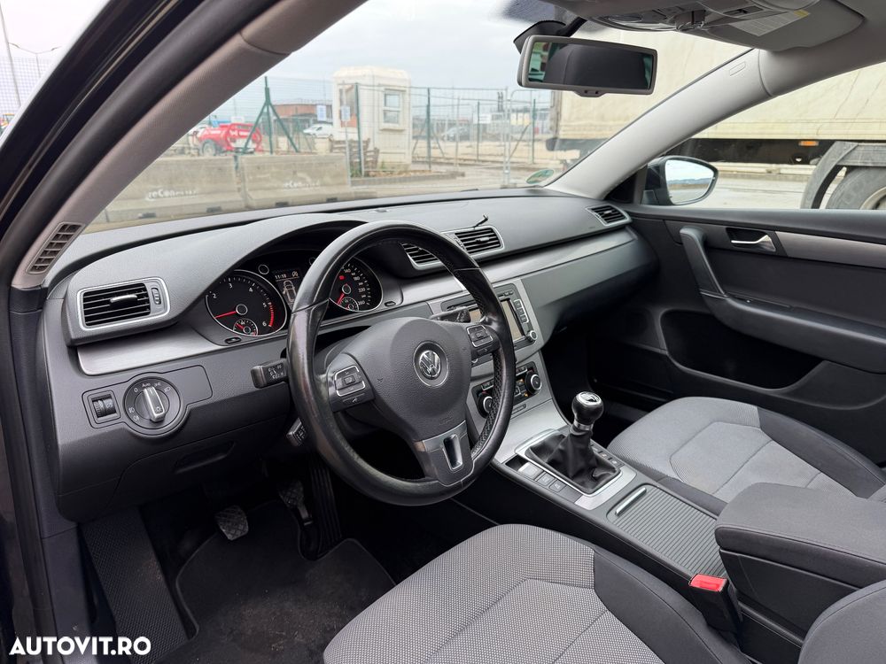 Volkswagen Passat Variant 2.0 Blue TDI SCR Business Edition - 6