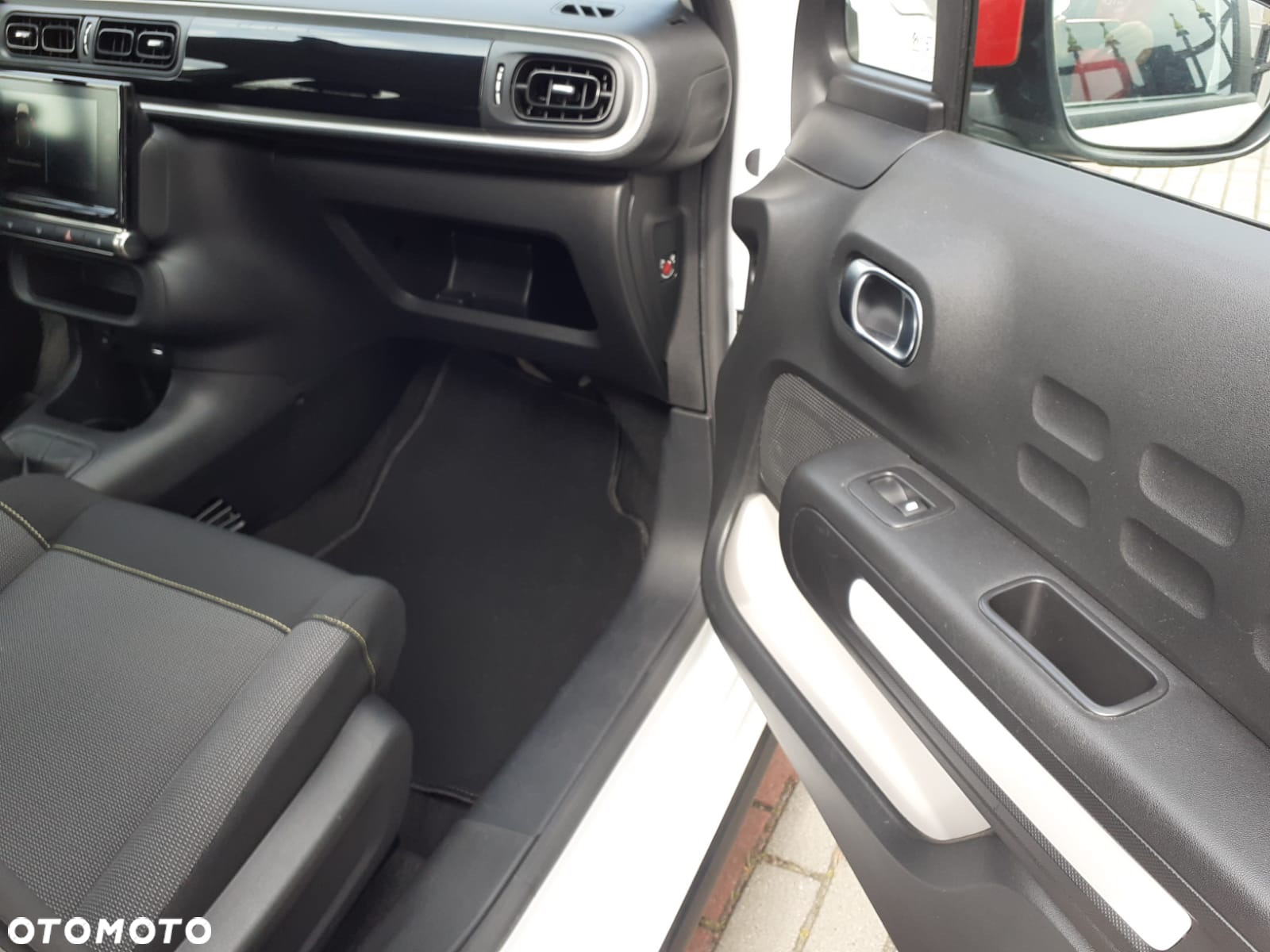 Citroën C3 1.2 PureTech Plus - 9