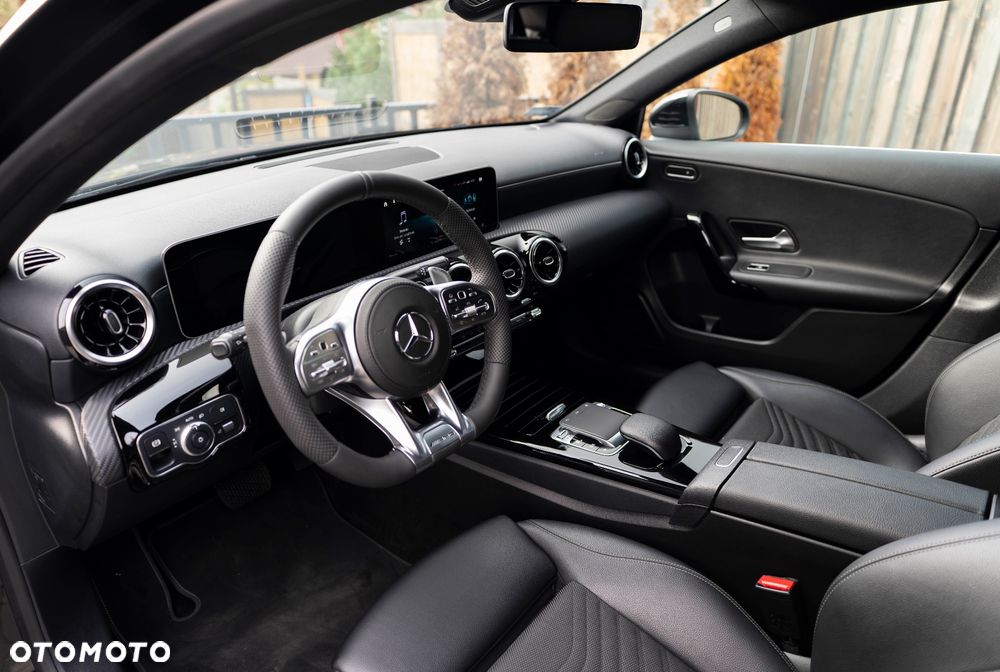 Mercedes-Benz Klasa A 180 7G-DCT - 9