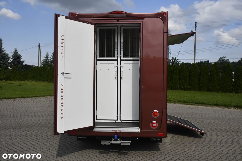 Renault Master Koniowóz - 16