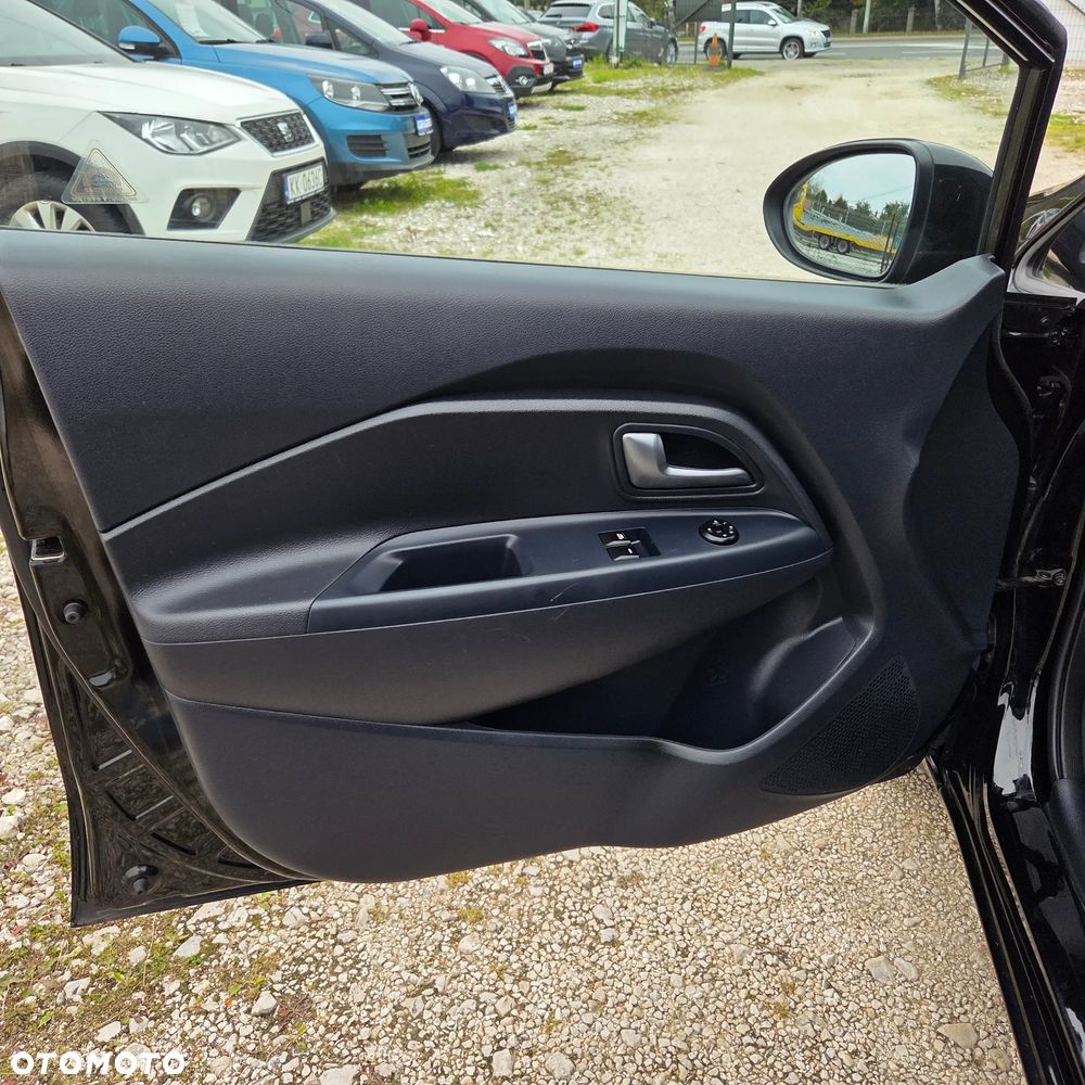 Kia Rio 1.2 Edition 7 - 12