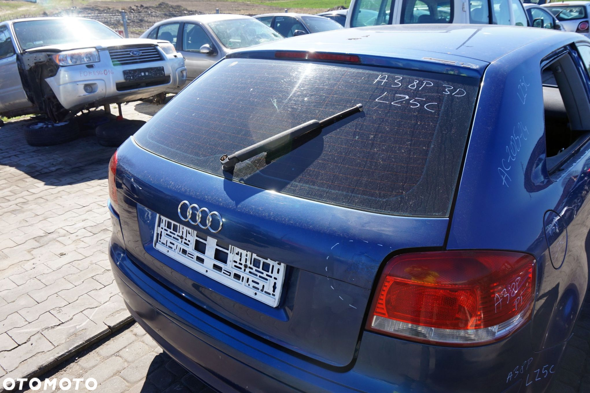 KLAPA BAGAŻNIKA TYLNA A3 8P 3D HB LZ5C  NIEBIESKI AUDI 2003-2008 - 3