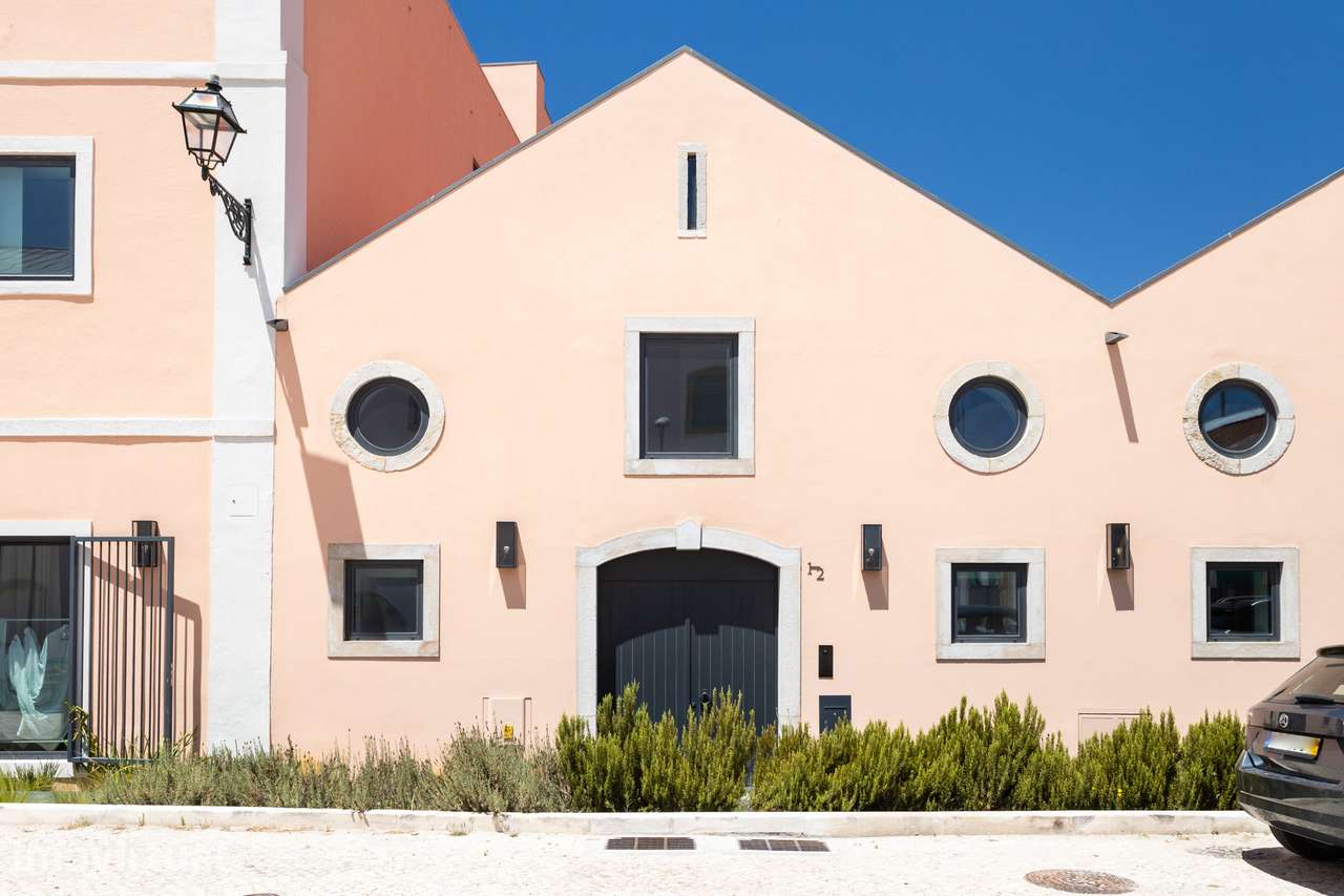 Exclusivo Loft Duplex T3 em Belém – Sofisticação e Alma Singular - Grande imagem: 3/58