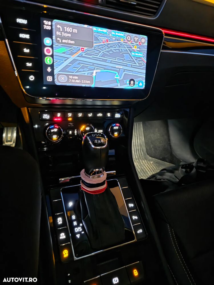 Skoda Superb 2.0 TDI 4x4 DSG L&K - 26