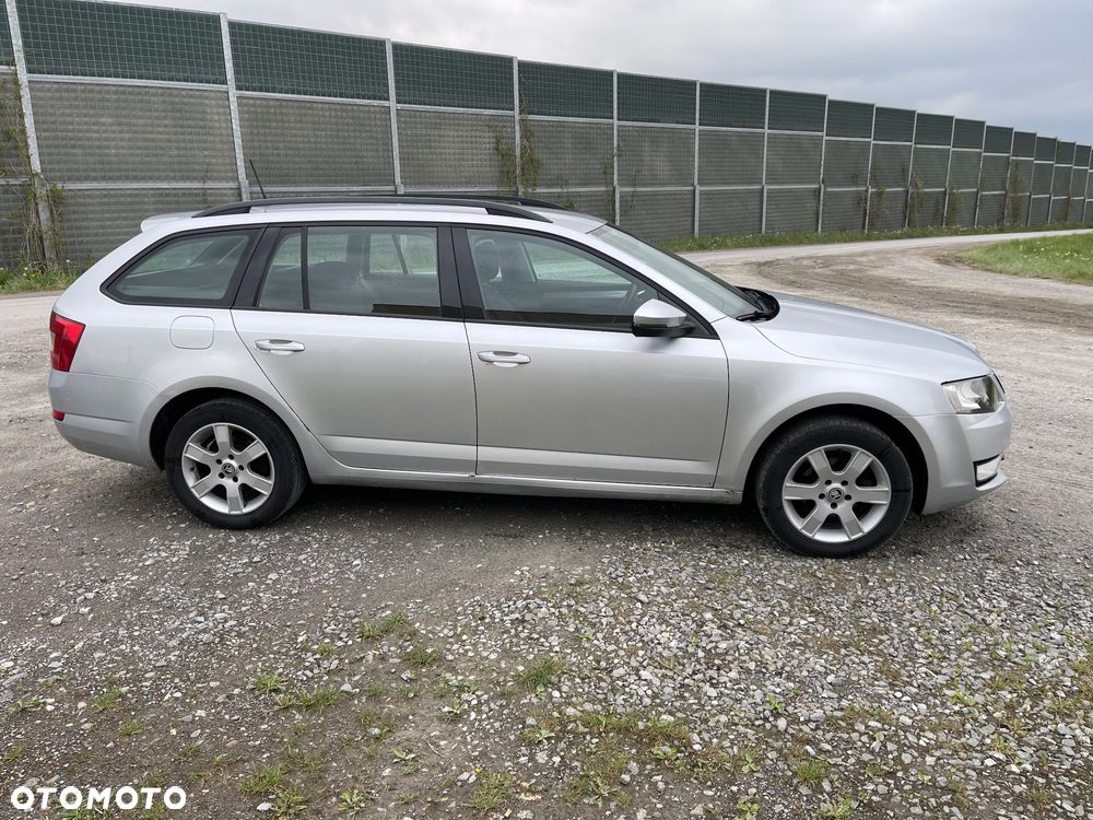 Skoda Octavia 1.6 TDI Style - 8