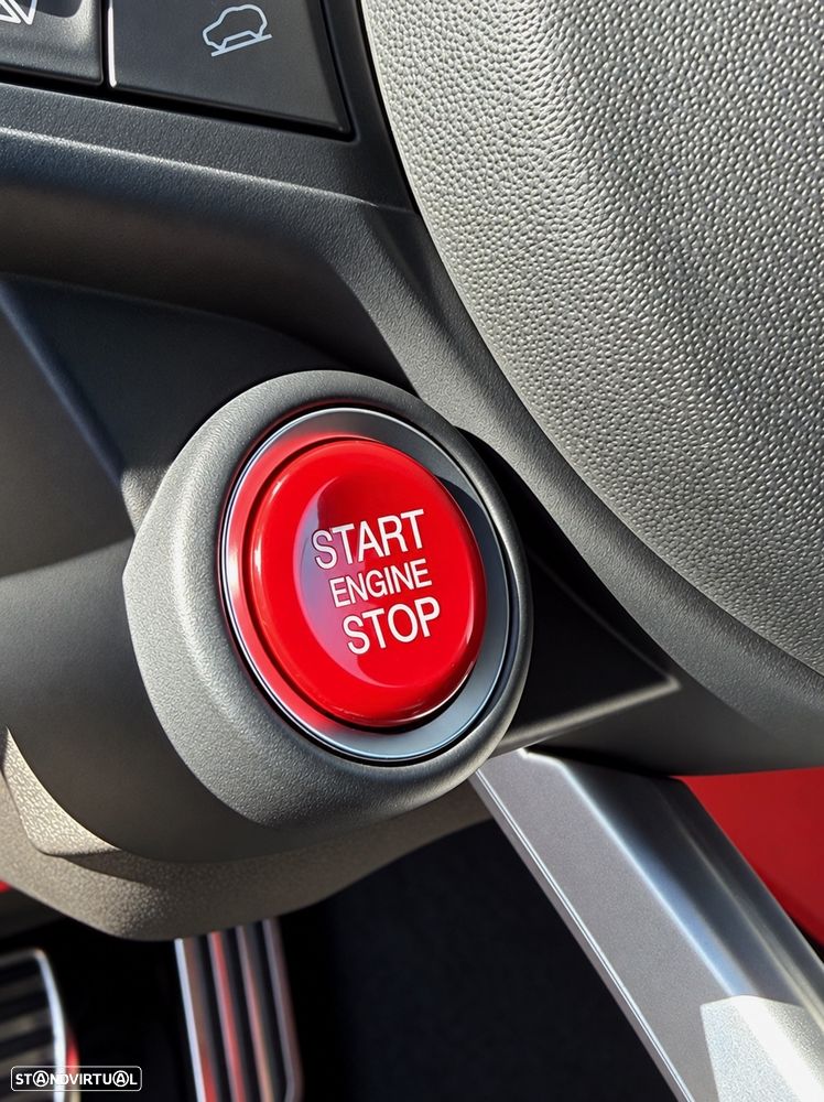 Alfa Romeo Stelvio - 15