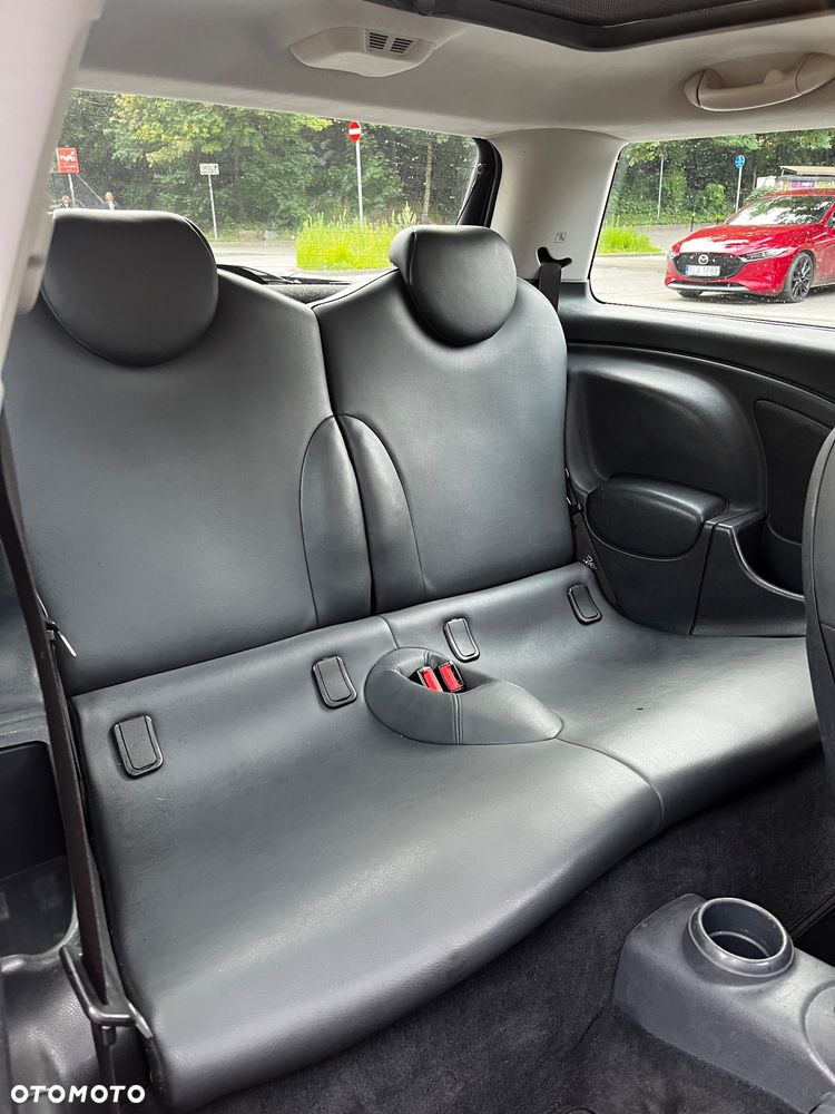 MINI Cooper Standard - 8