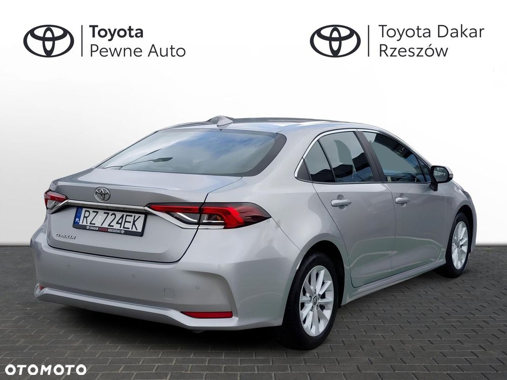 Toyota Corolla - 5