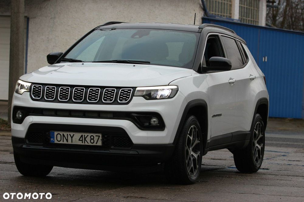 Jeep Compass - 23
