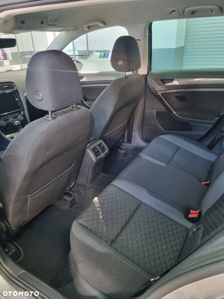 Volkswagen Golf 2.0 TDI Join - 12