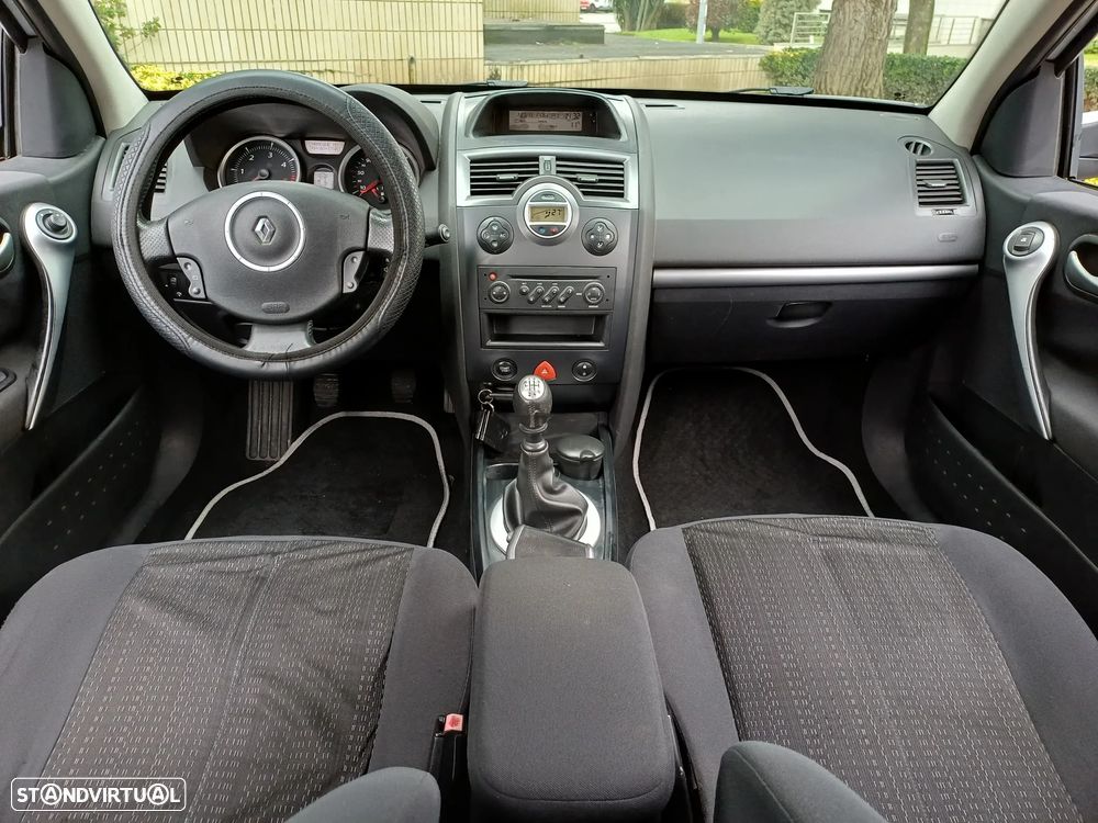 Renault Mégane Break 1.5 dCi Dynamique - 5